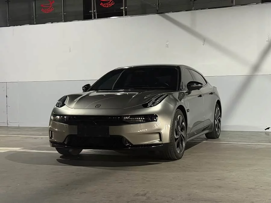 Zeekr 001