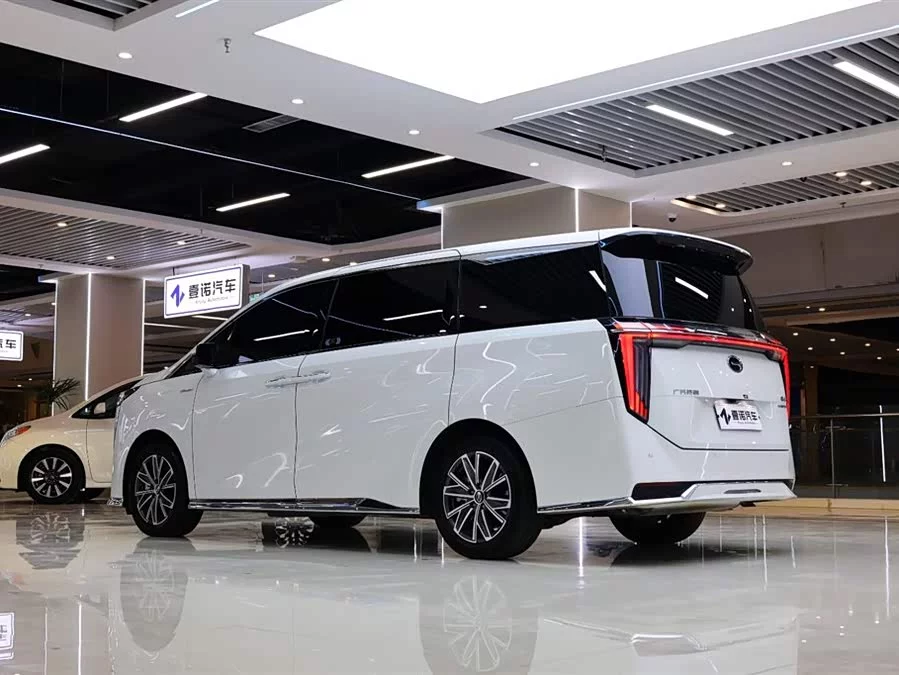 GAC Trumpchi M8