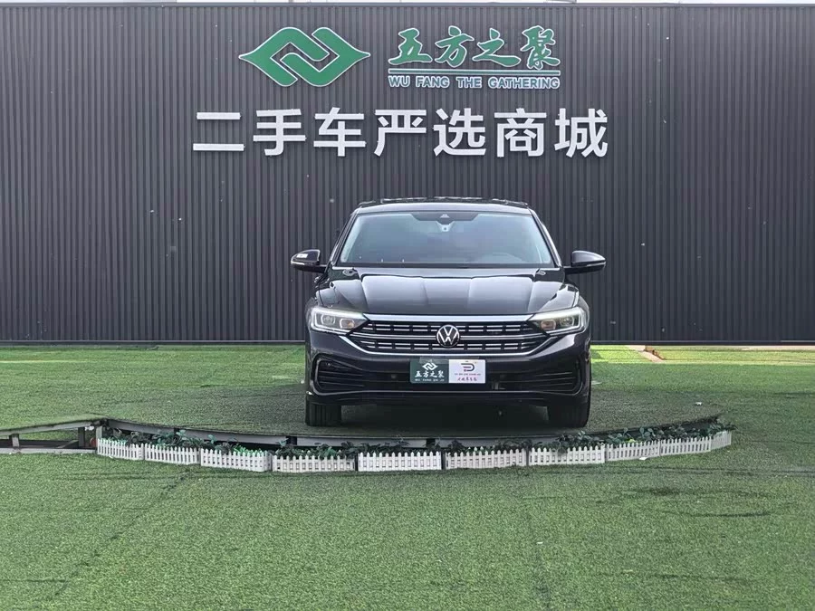 Volkswagen Sagitar