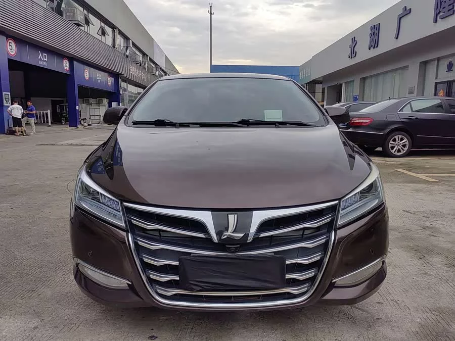 Luxgen Na 5