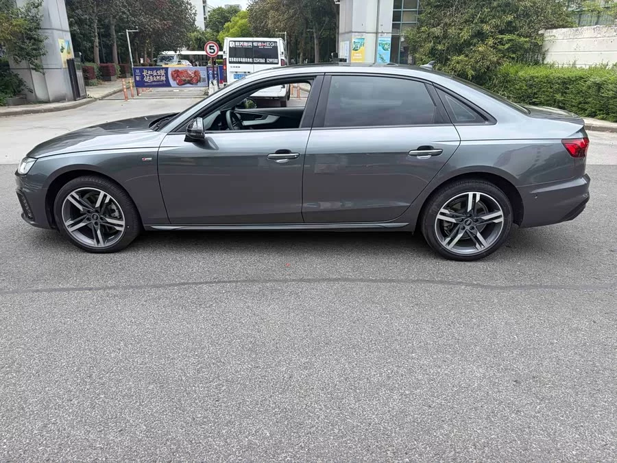 Audi A4L