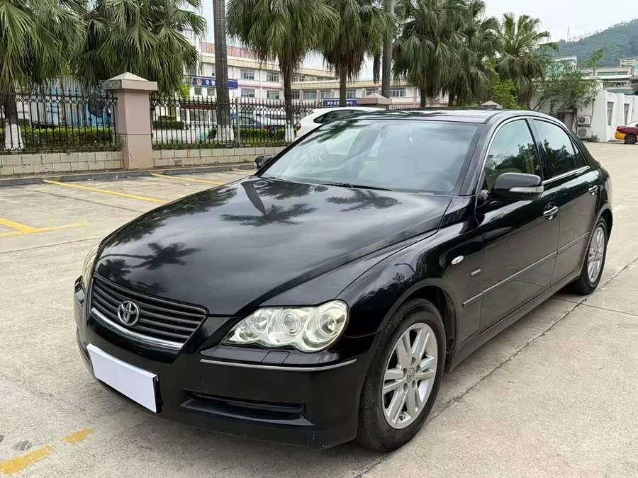Toyota Reiz