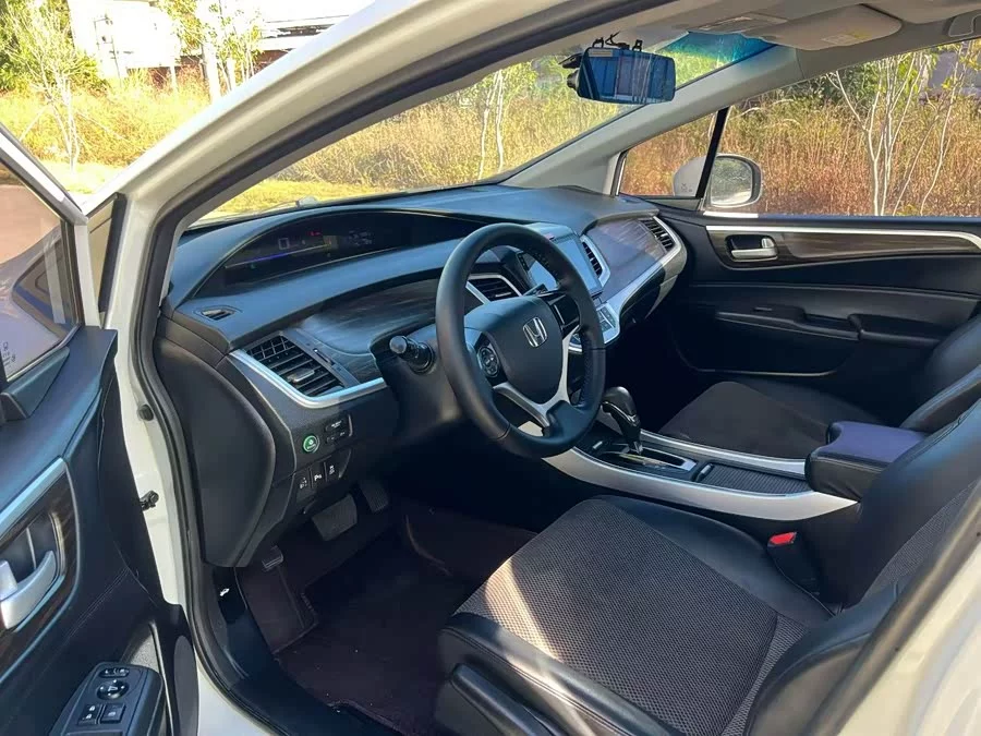 Honda Jade