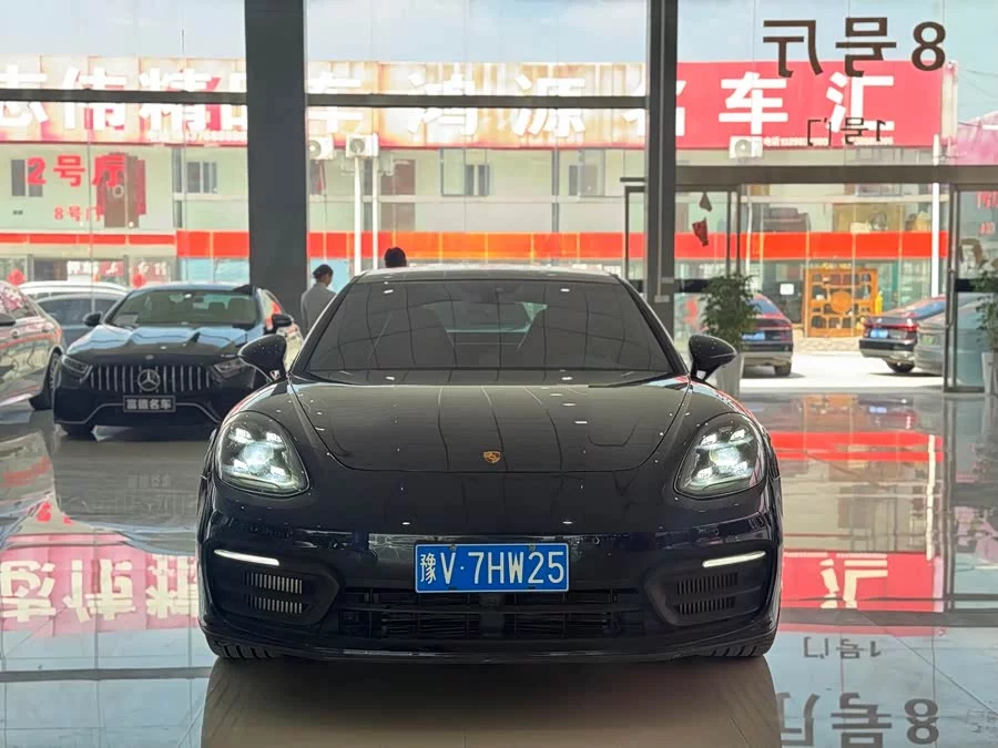 Porsche Panamera