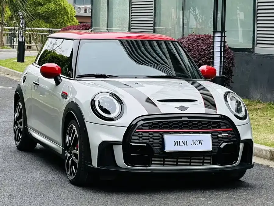 MINI JCW