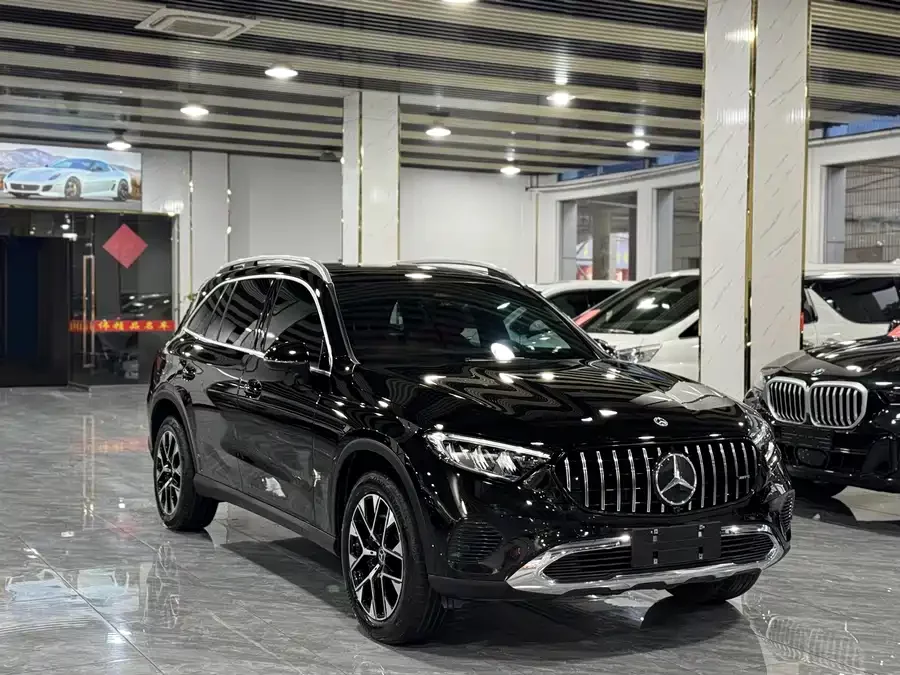 Mercedes Benz GLC