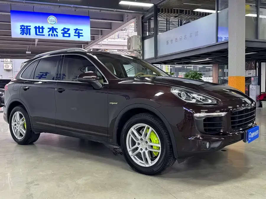Porsche Cayenne New Energy