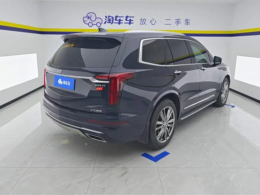 Cadillac XT6