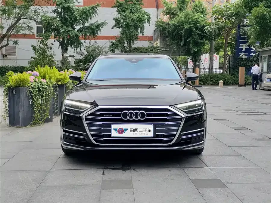 Audi A8