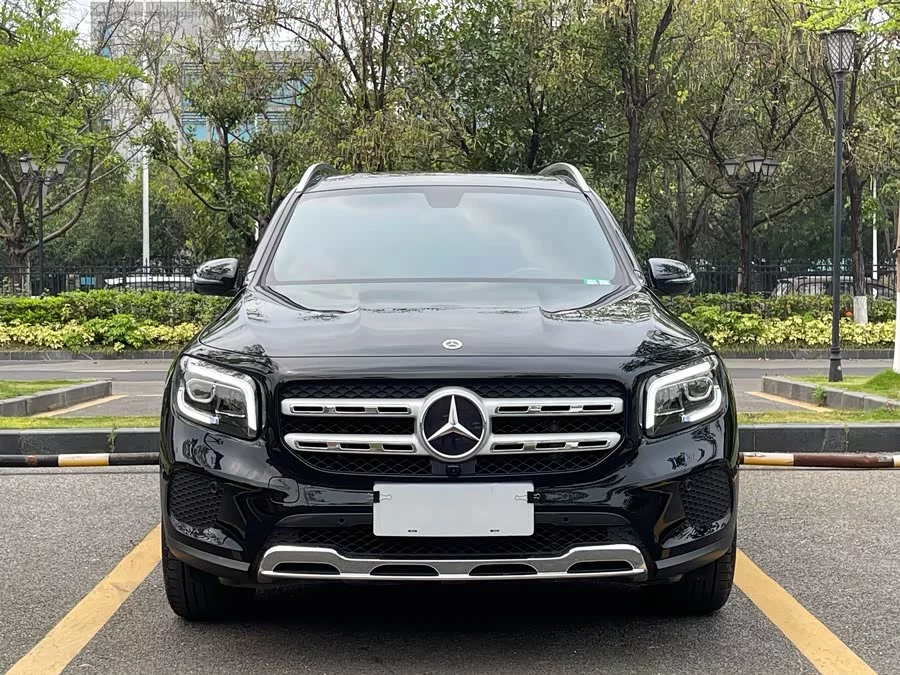Mercedes Benz GLB