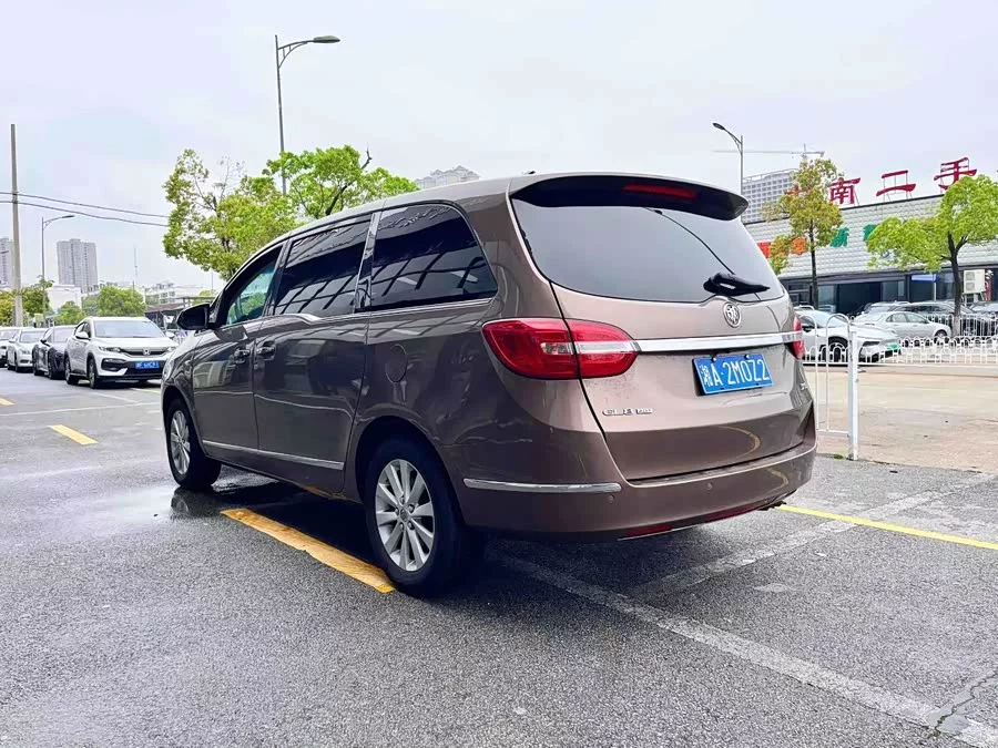 Buick GL8