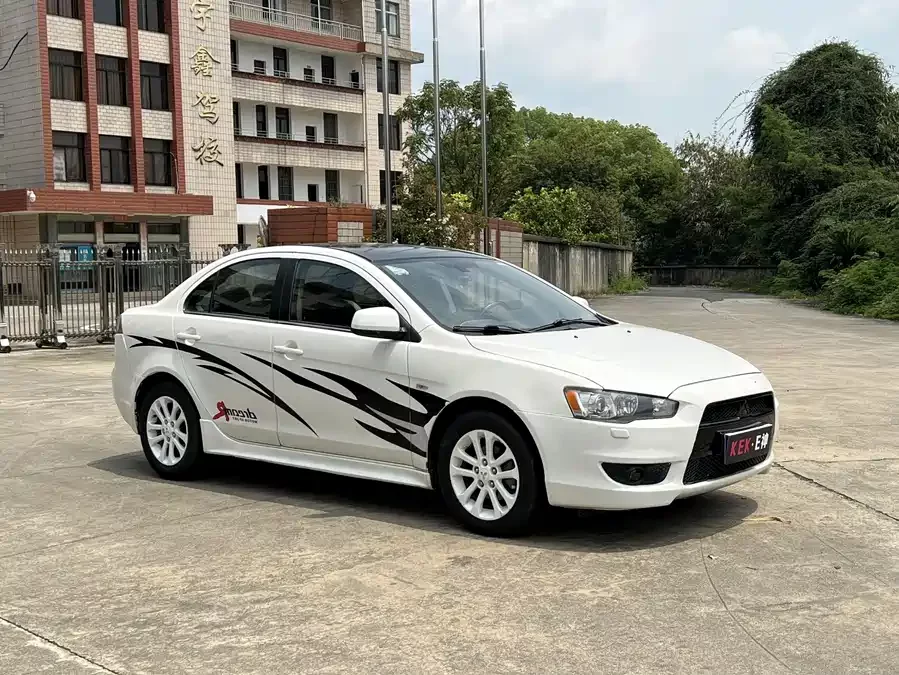 Mitsubishi Wing God