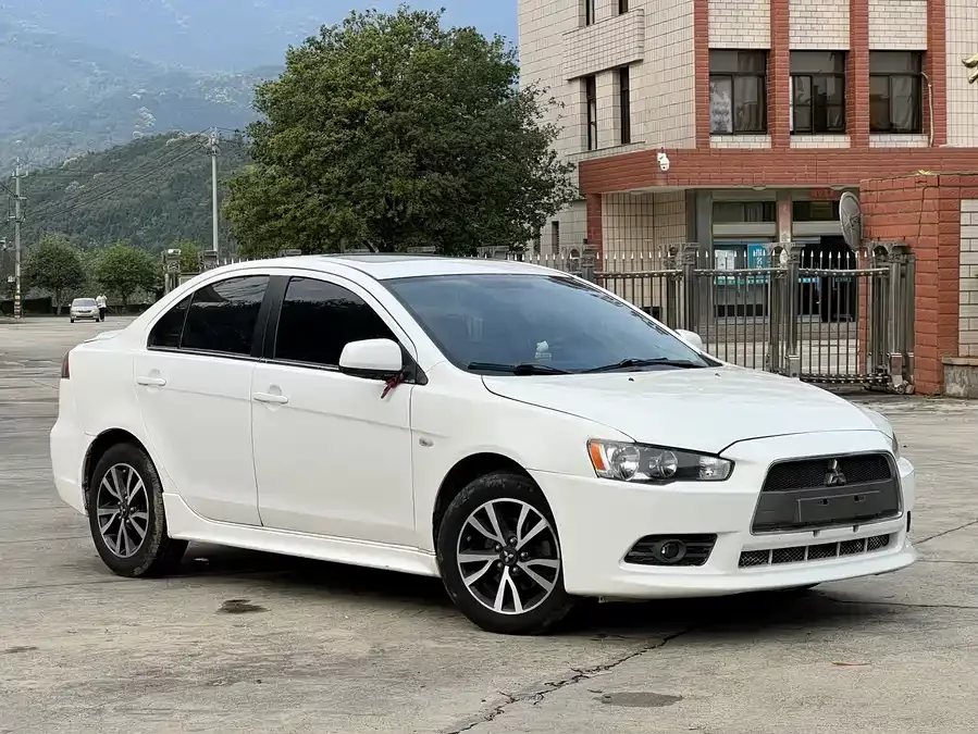 Mitsubishi Wing God