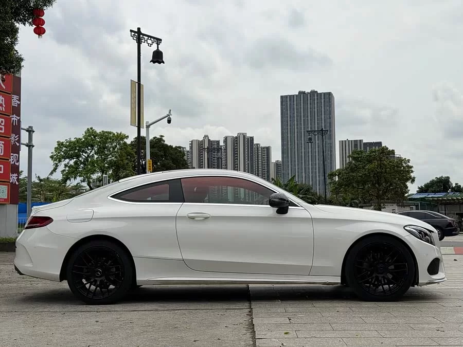 Mercedes-Benz C-Class