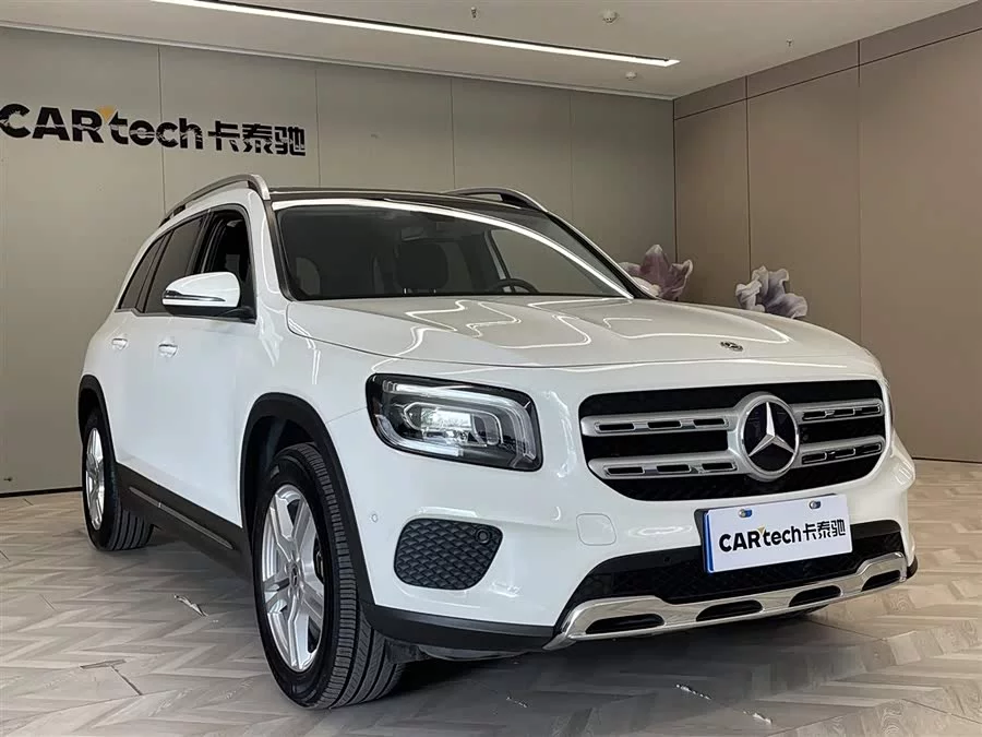 Mercedes Benz GLB