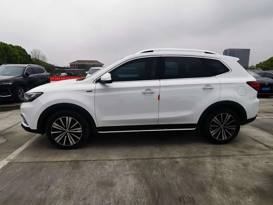 Roewe RX5