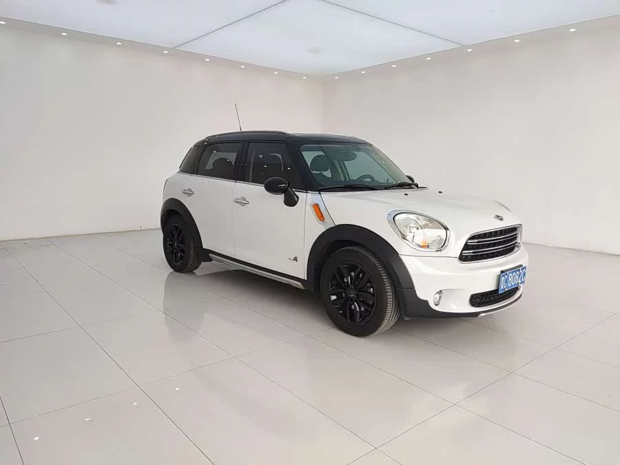 MINI COUNTRYMAN