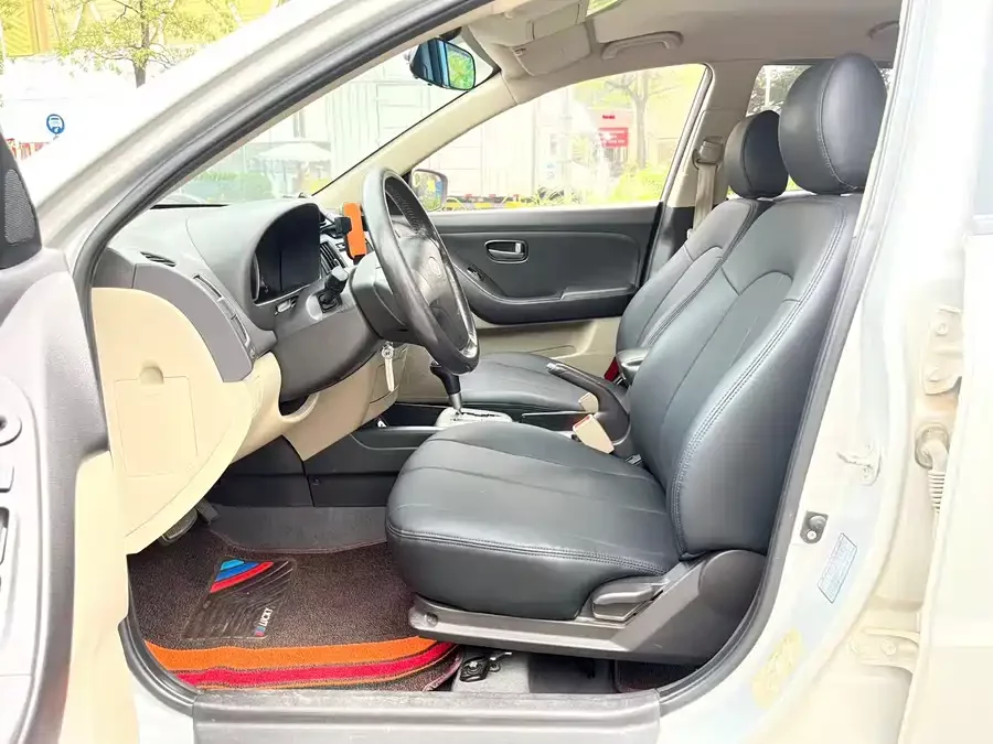 Hyundai Elantra / Celesta