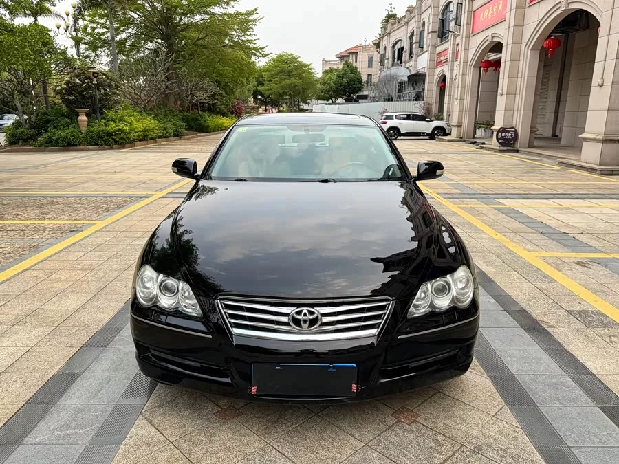 Toyota Reiz
