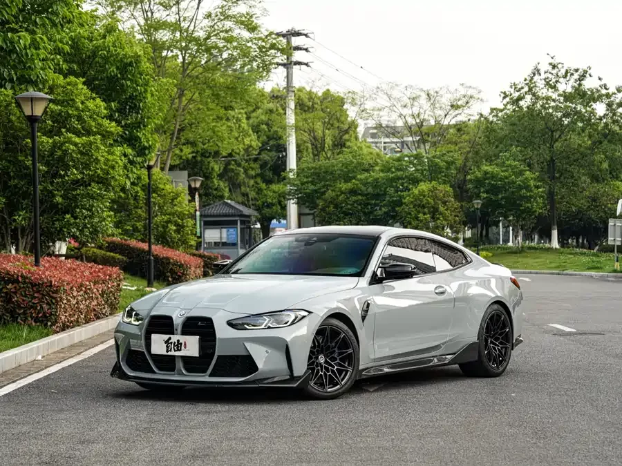 BMW M4