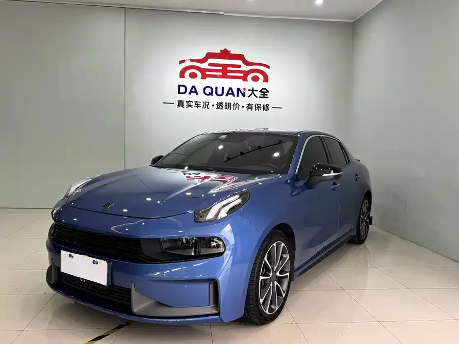 Lynk & Co 03