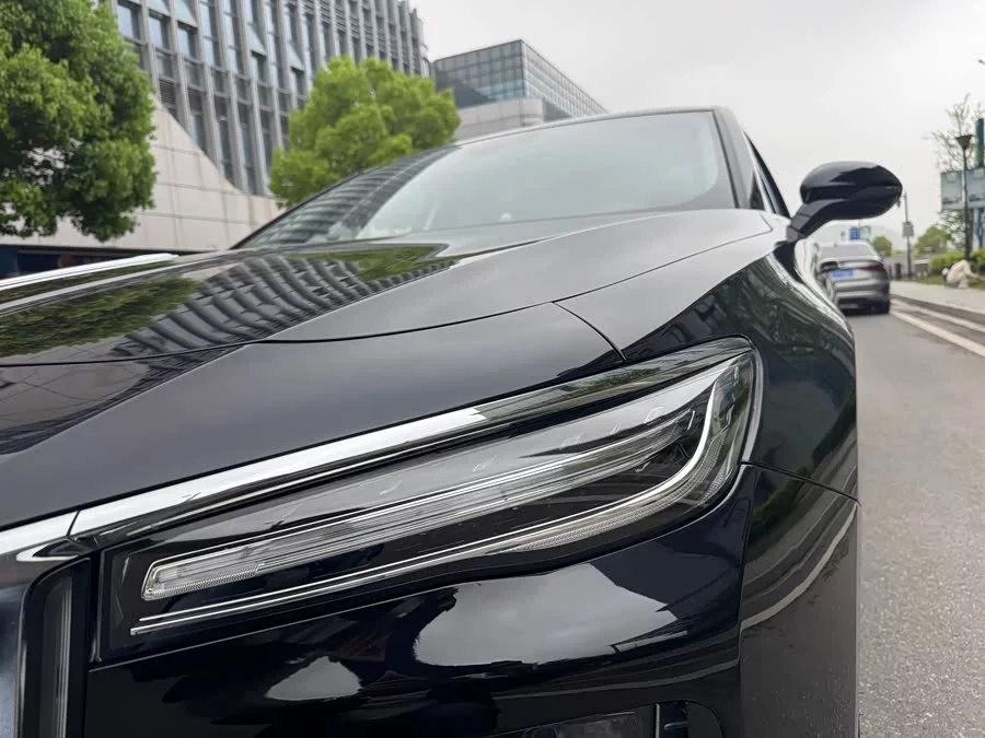 Hongqi H5