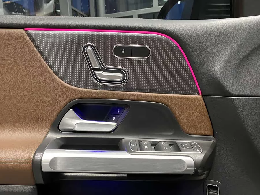 Mercedes Benz GLB