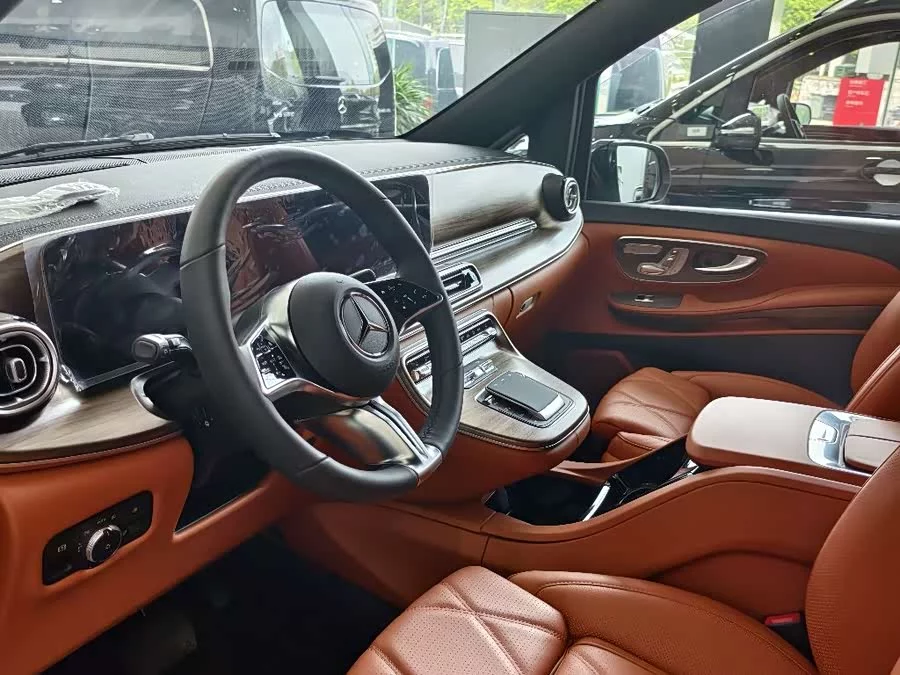 Mercedes Benz Class V