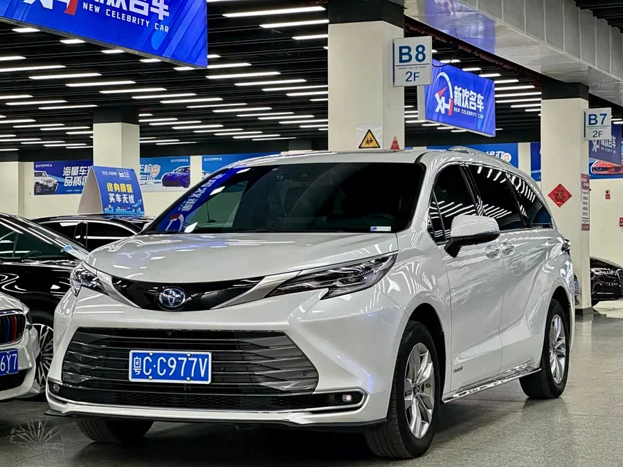 Toyota SIENNA