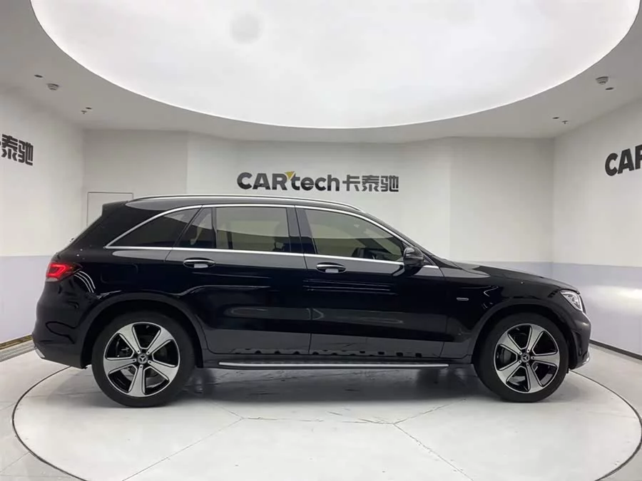 Mercedes Benz GLC