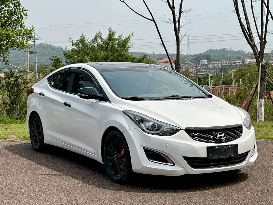 Hyundai Elantra