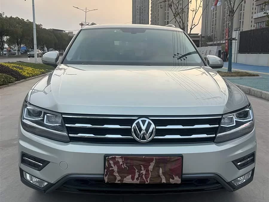 Volkswagen Tiguan L