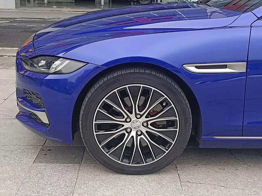 Jaguar XEL