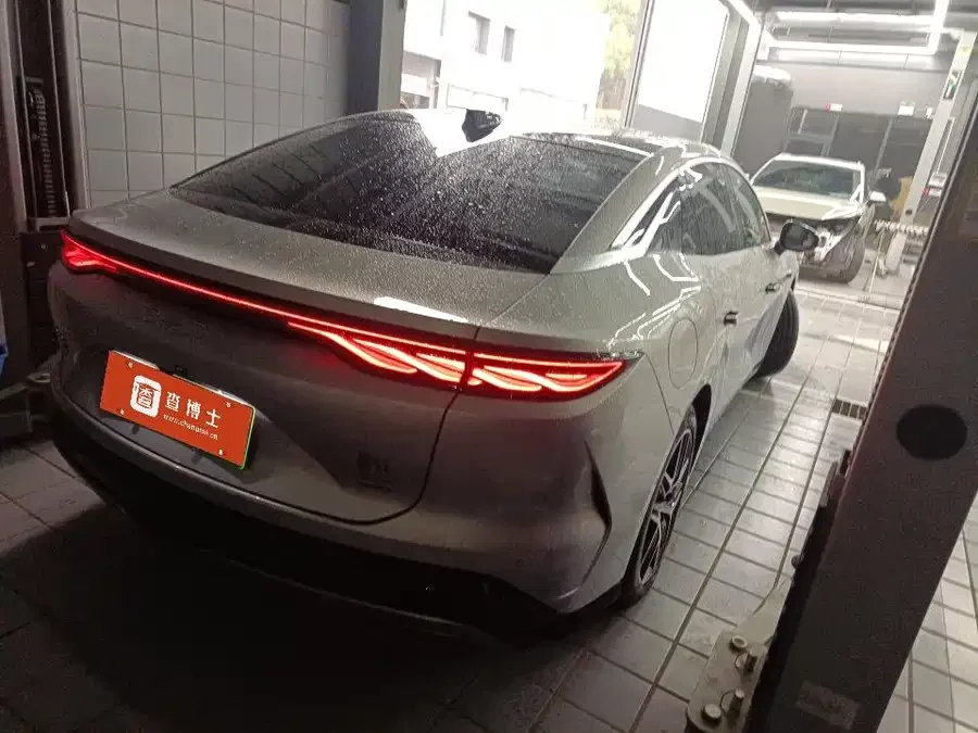 BYD Han L