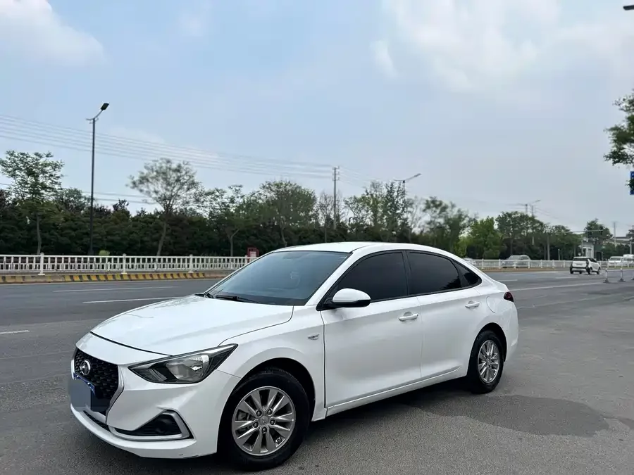 Hyundai Elantra / Celesta