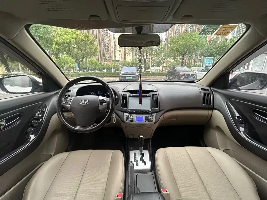 Hyundai Elantra / Celesta