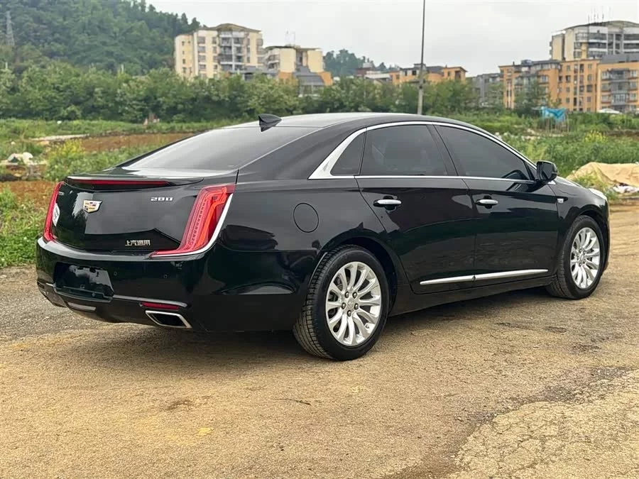 Cadillac XTS