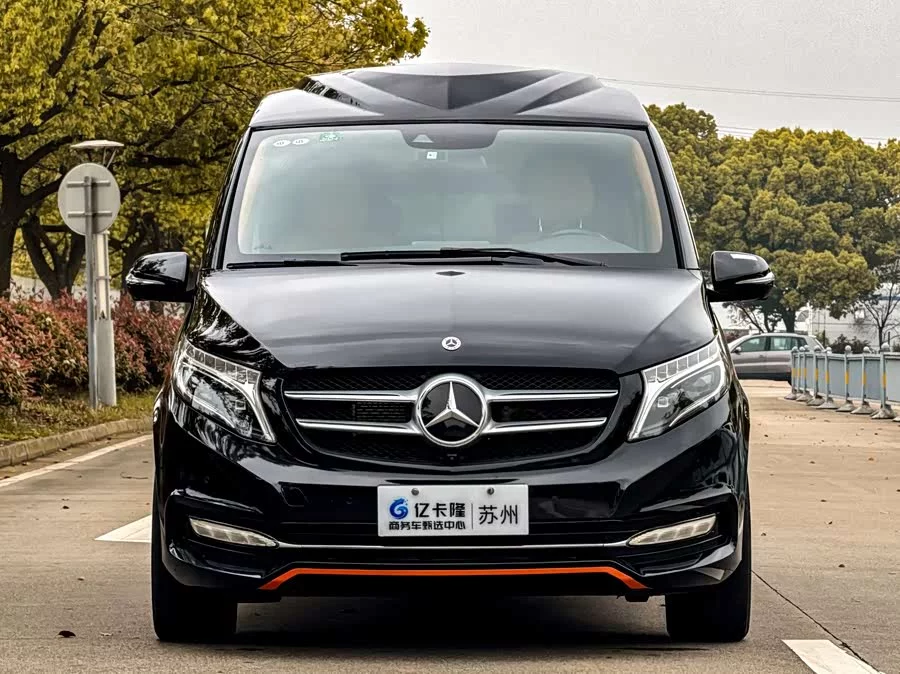 Mercedes Benz Class V