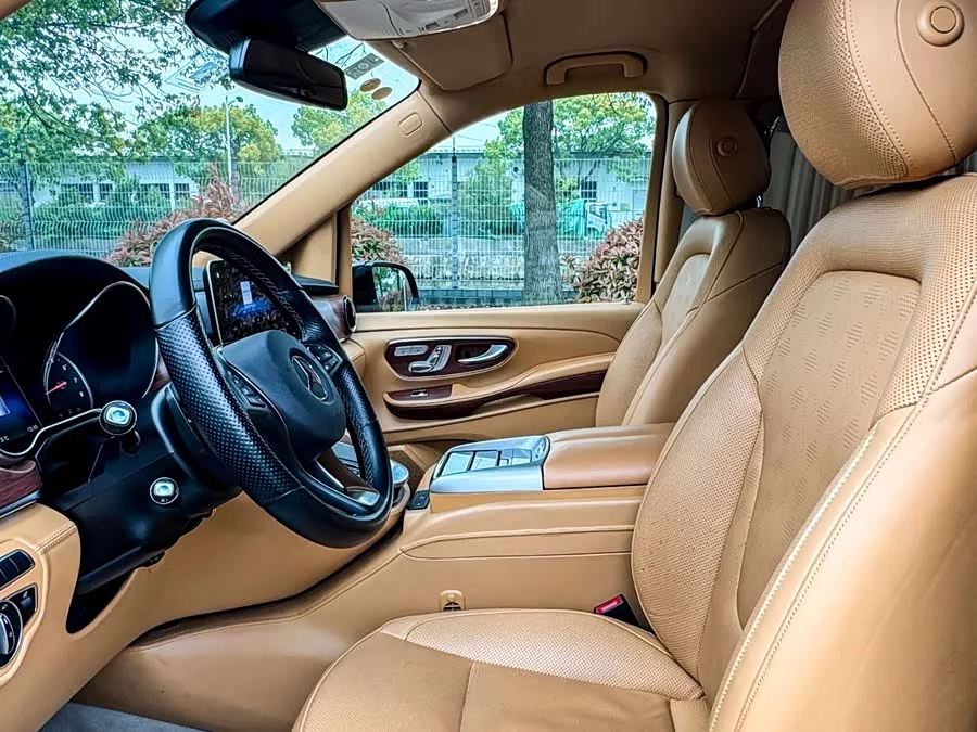 Mercedes Benz Class V