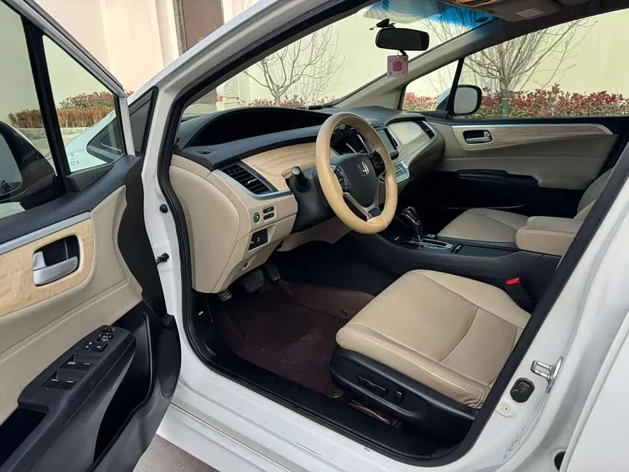 Honda Jade