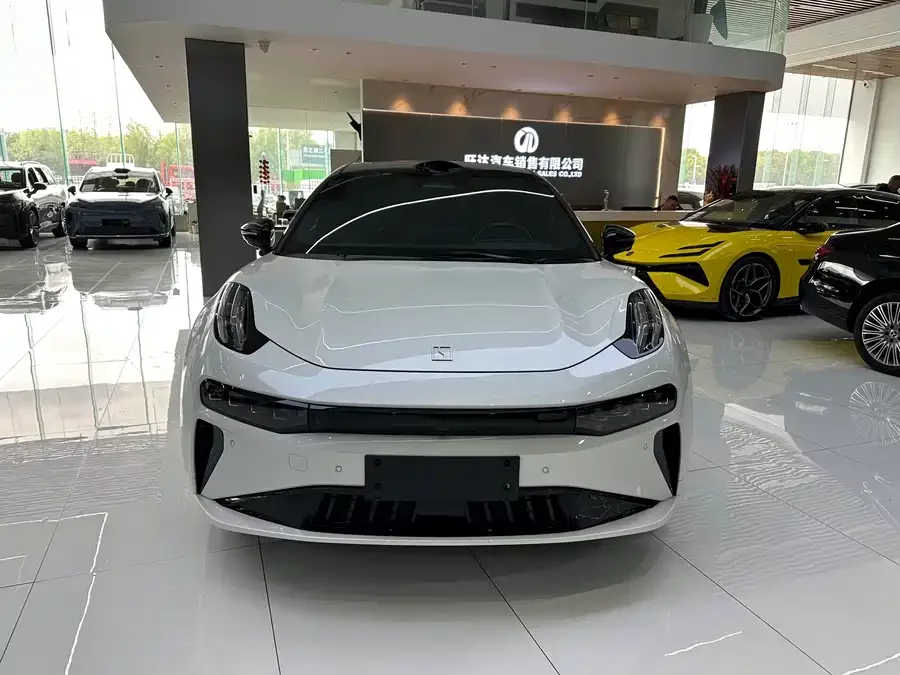 Zeekr 001