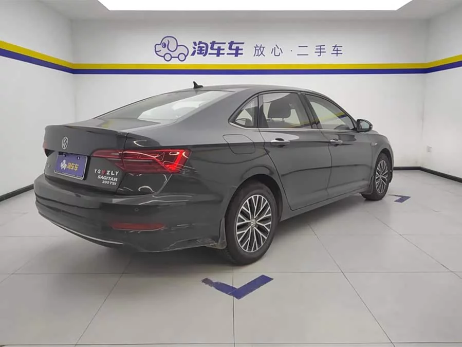 Volkswagen Sagitar