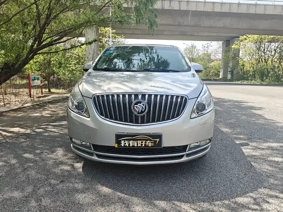 Buick GL8