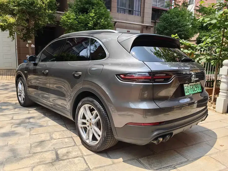 Porsche Cayenne New Energy