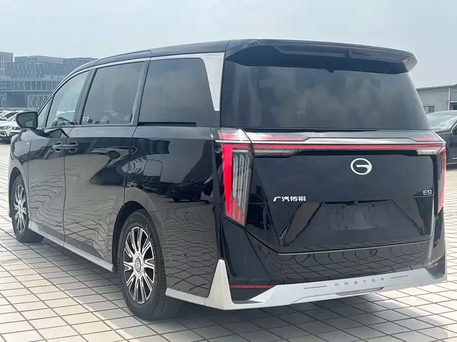 GAC Trumpchi E9
