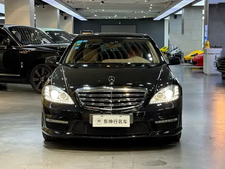Mercedes Benz S-Class AMG