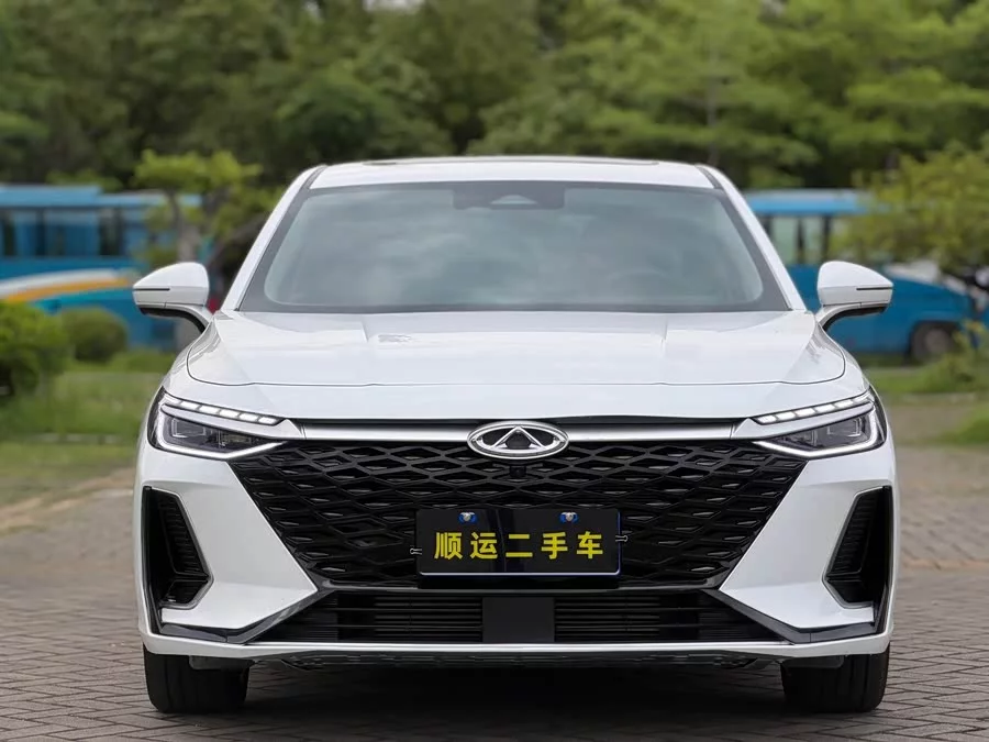Chery Arrizo 8