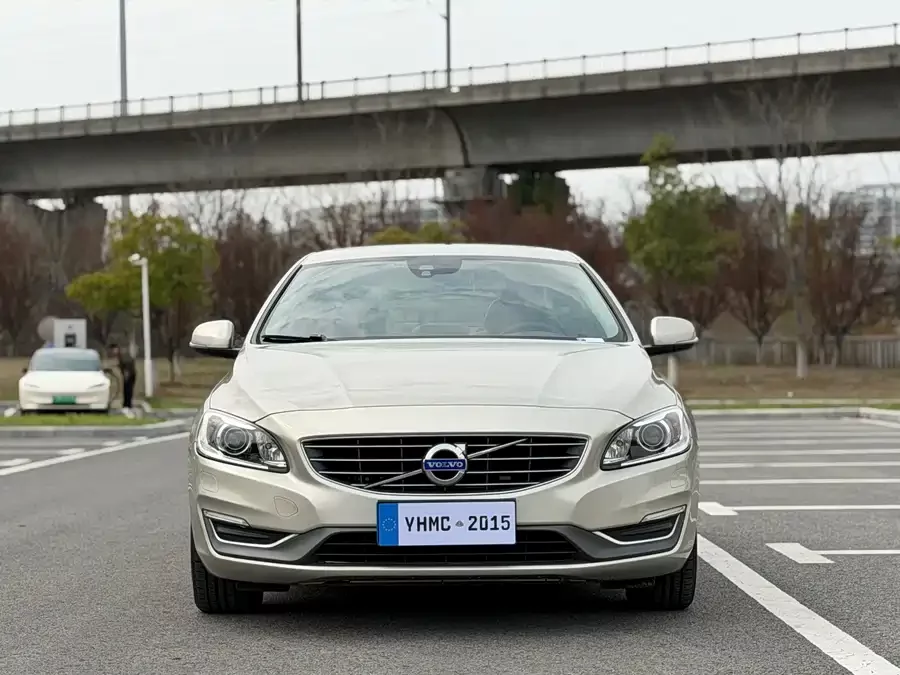 Volvo S60