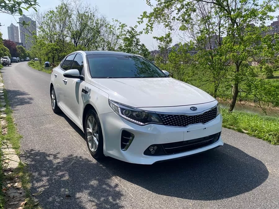 Kia K5