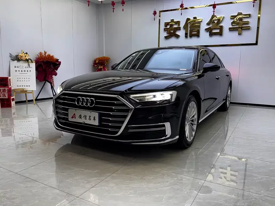 Audi A8